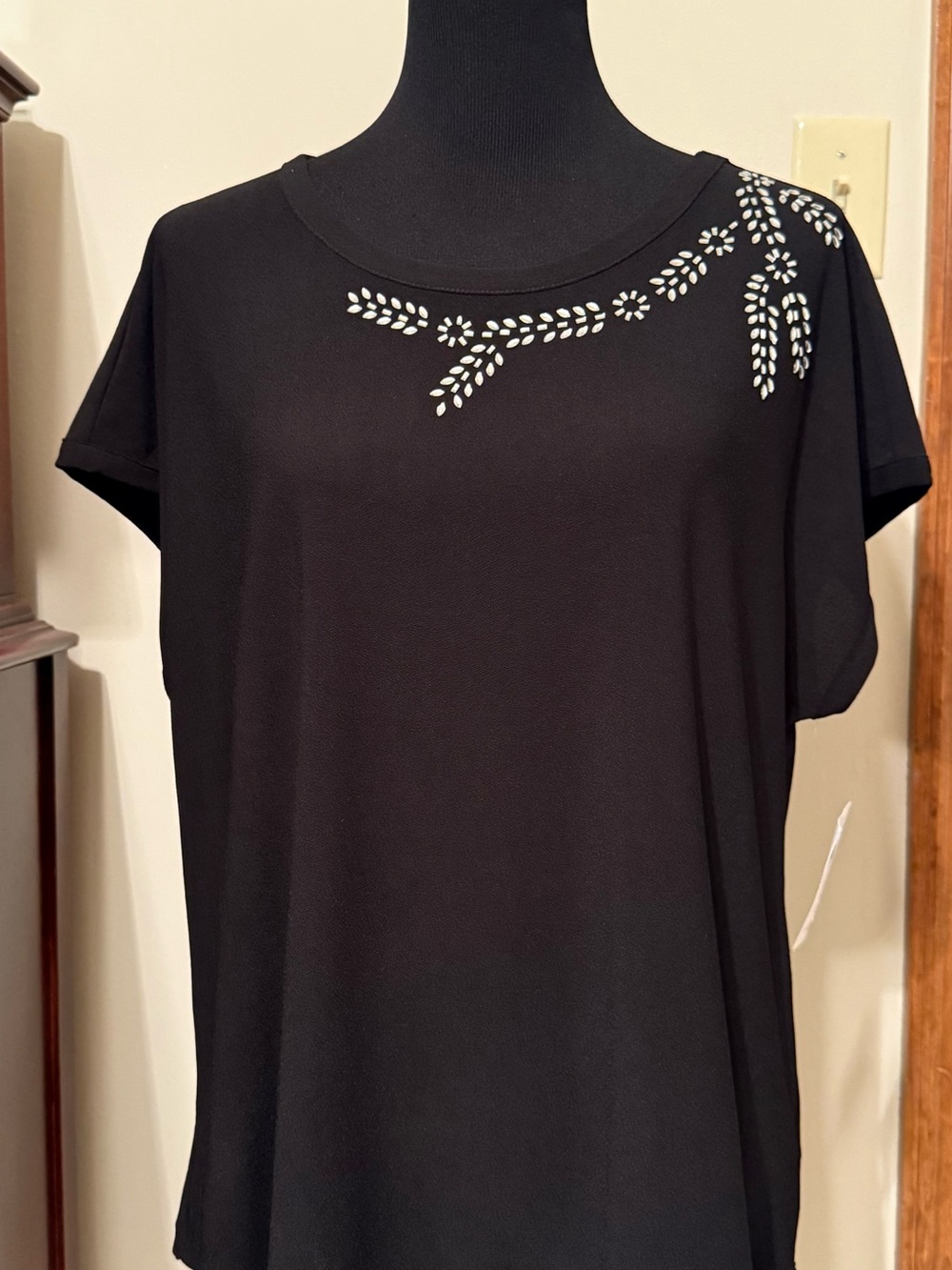 89th & Madison 8XL Black Rhinestone Blouse Short Sleeve Embellished Top NWT
